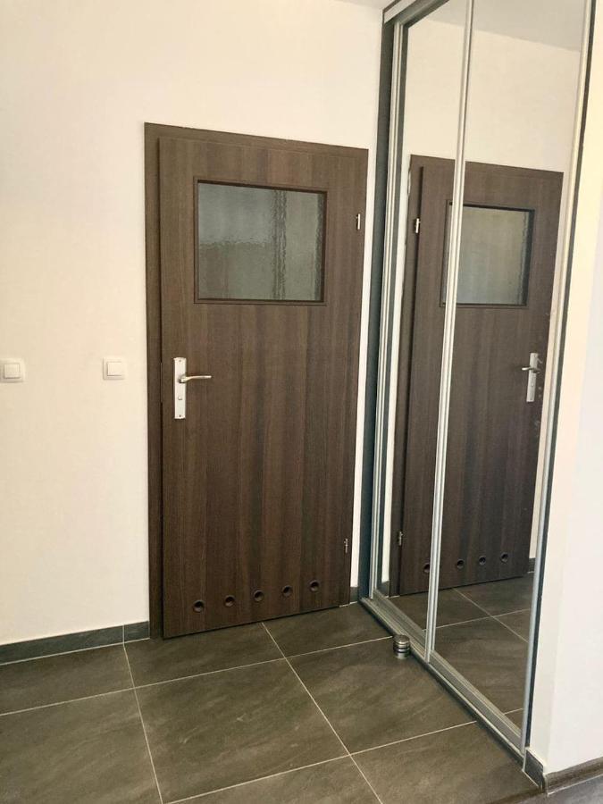 Modern Calm Studio,