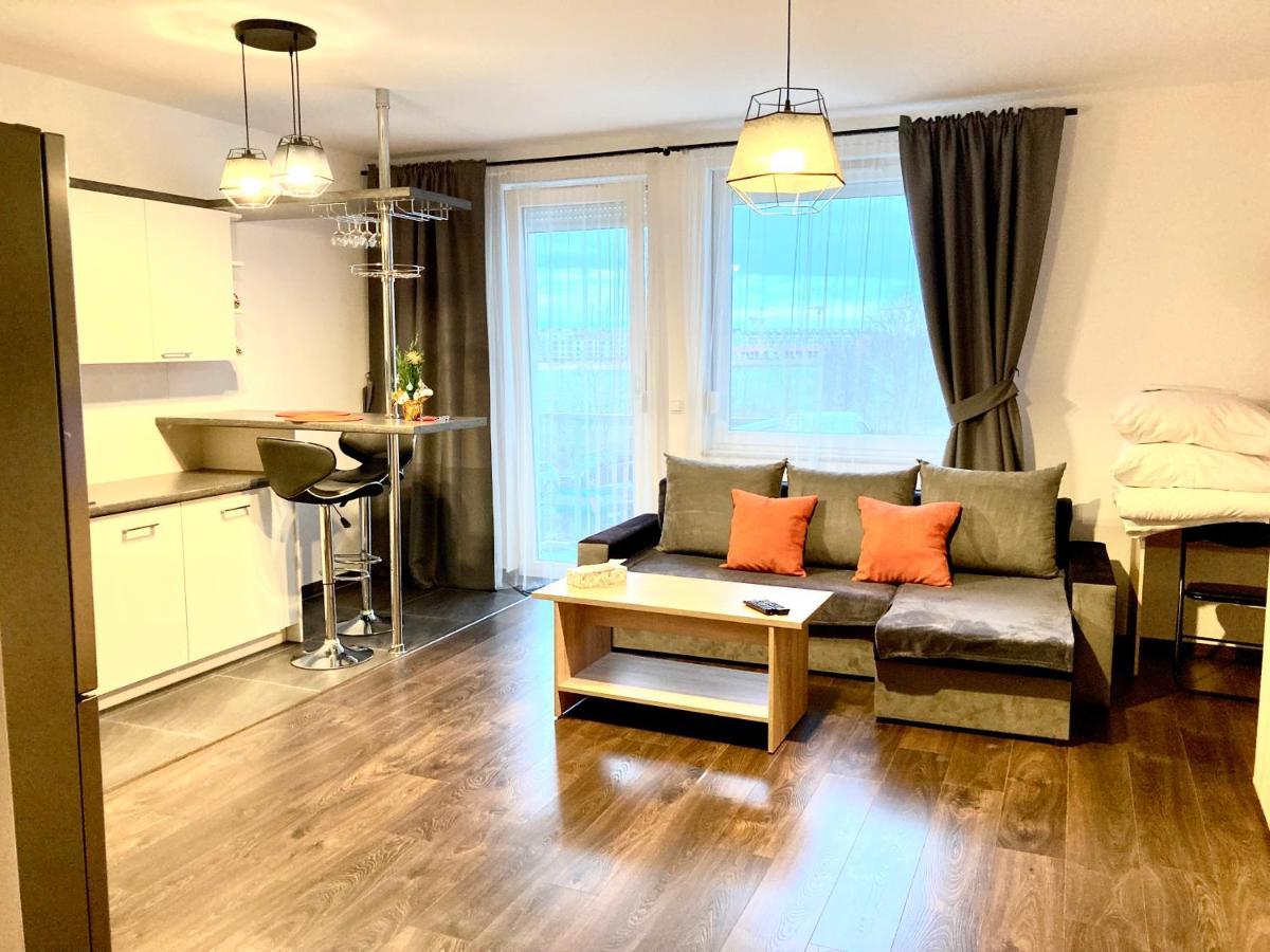Modern Calm Studio, Breslau